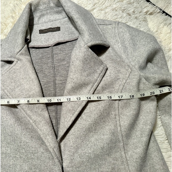 Suzy Shier Trench Coat - Picture 5 of 9